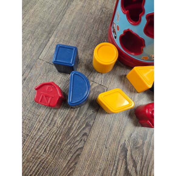 Case IH Rory's Shape Sorter Tiny Tracks Infant Baby Tractor Farm Toddler Toys - Picture 2 of 7